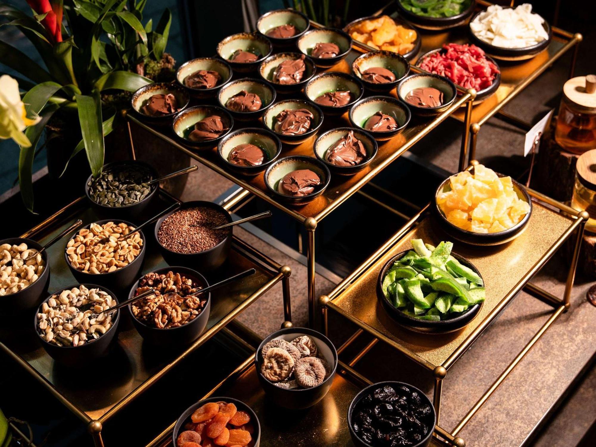 Minaro Hotel Tokaj - Mgallery Collection (Adults Only) Exterior foto A selection of ingredients for a hot pot